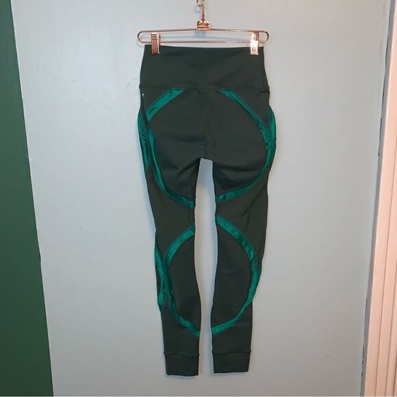 Fabletics Powerhold Leggings XS - Picture 3 of 6
